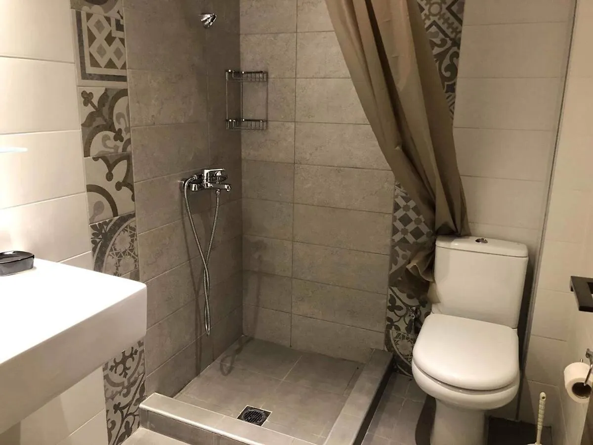 Cozy And Modern House 350M To The See In Nikiti! اليونان